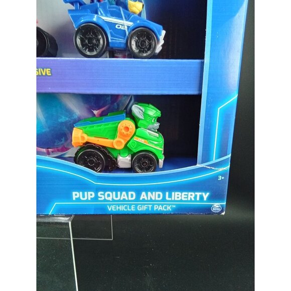 Paw Patrol Mighty Movie Pup Squad & Liberty Exclusive Vehicle Gift Pack - Picture 2 of 8